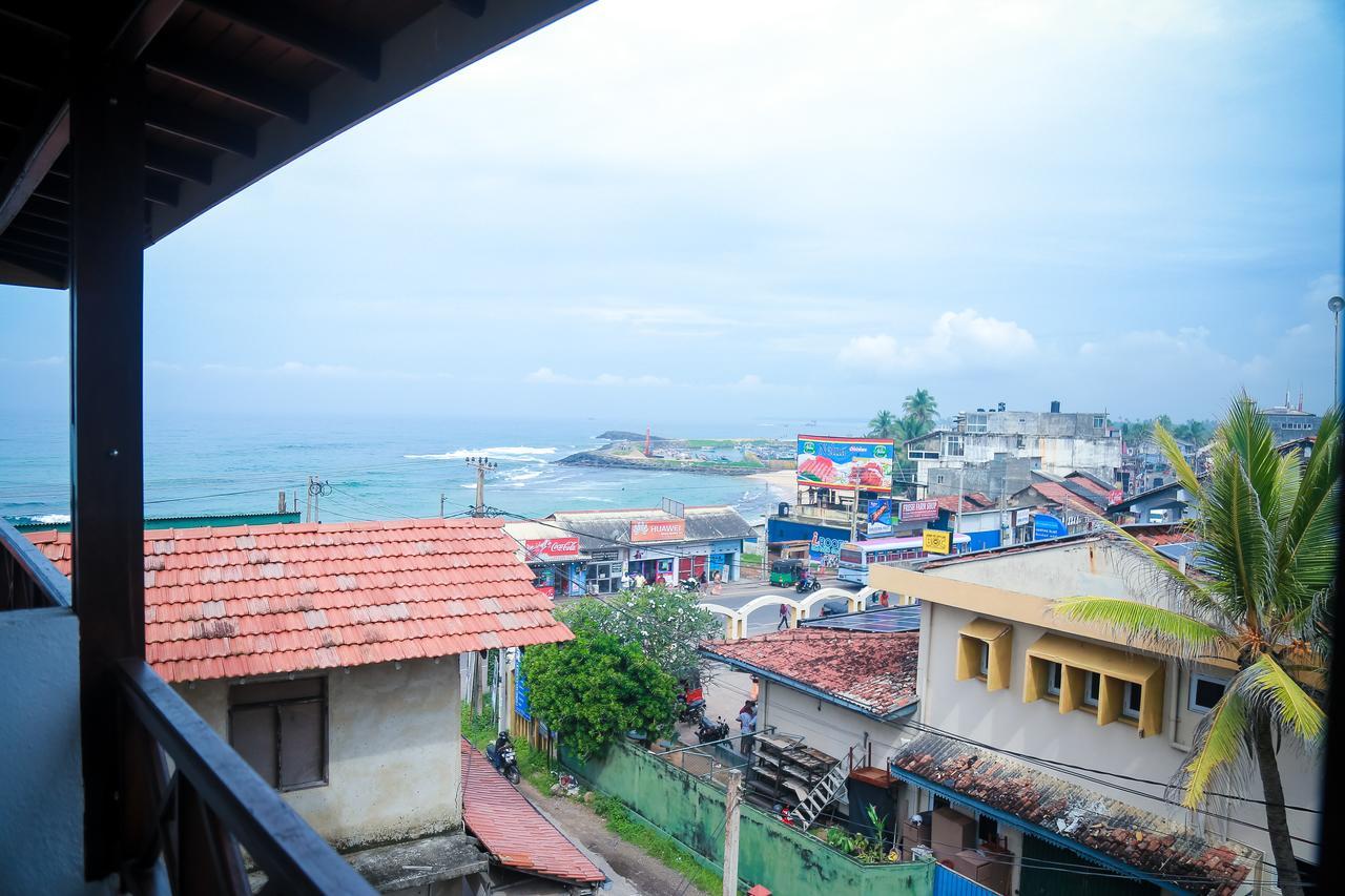 Cozy Sea View Inn Hikkaduwa Exterior photo